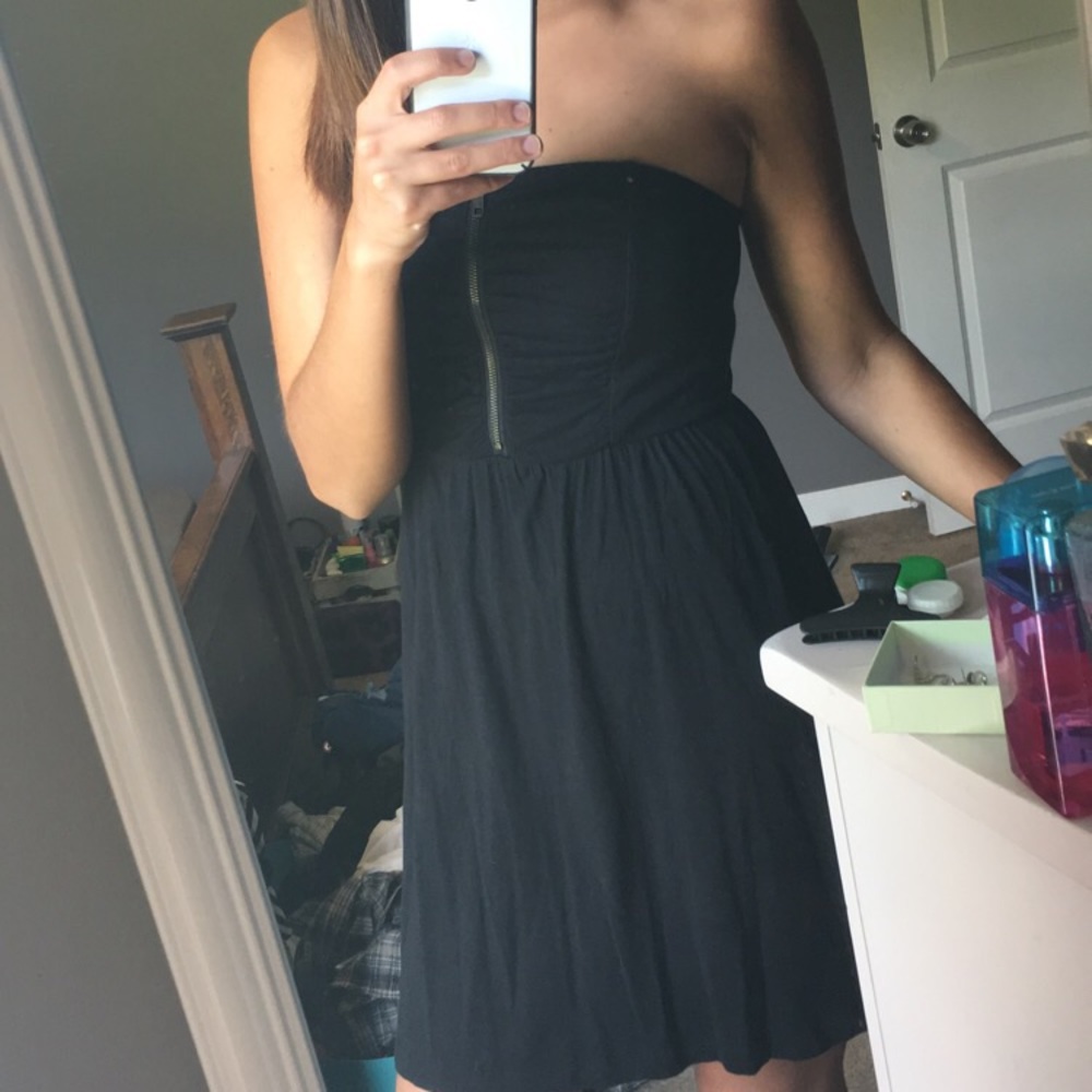 black strapless summer dress